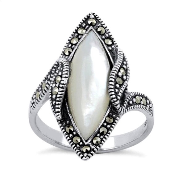 925 STERLING SILVER Marquise Mother Of Pearl & Marcasite Ring - Picture 12 of 15